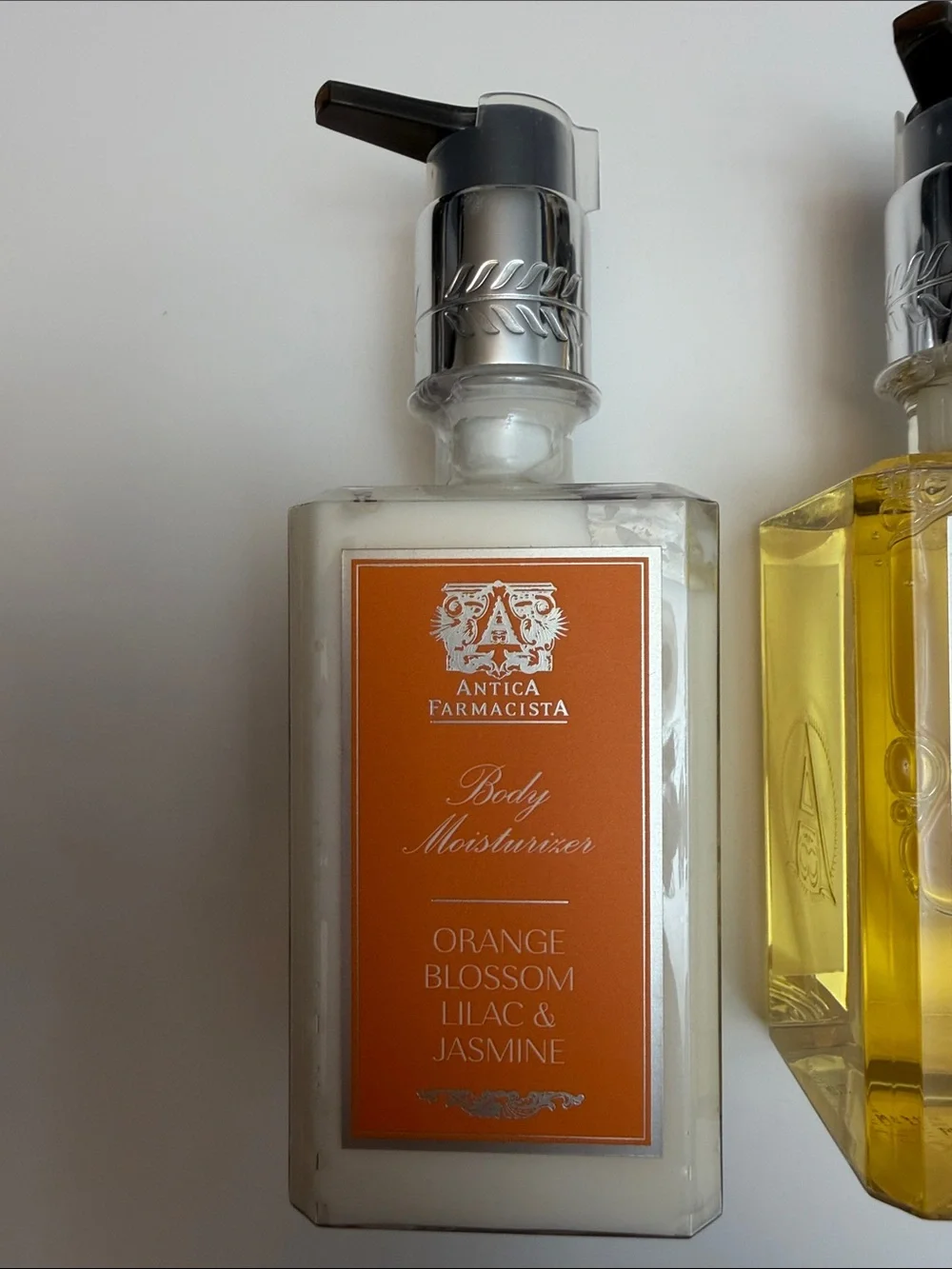 Antica Farmacista Orange Blossom Lilac & Jasmine Hand and Body Wash - Orange